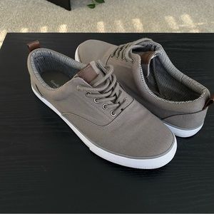 Goodfellow & Co Men's Brady Sneakers - Gray - Size 10.5